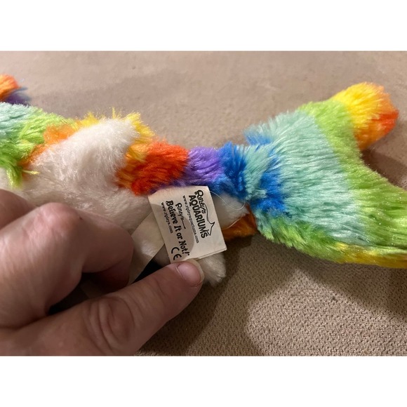 Ripley's Aquarium rainbow  shark Plush - Picture 3 of 4